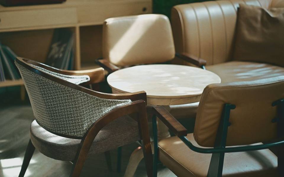 Retro Seating: Vintage Chairs and Counter Bar Stools